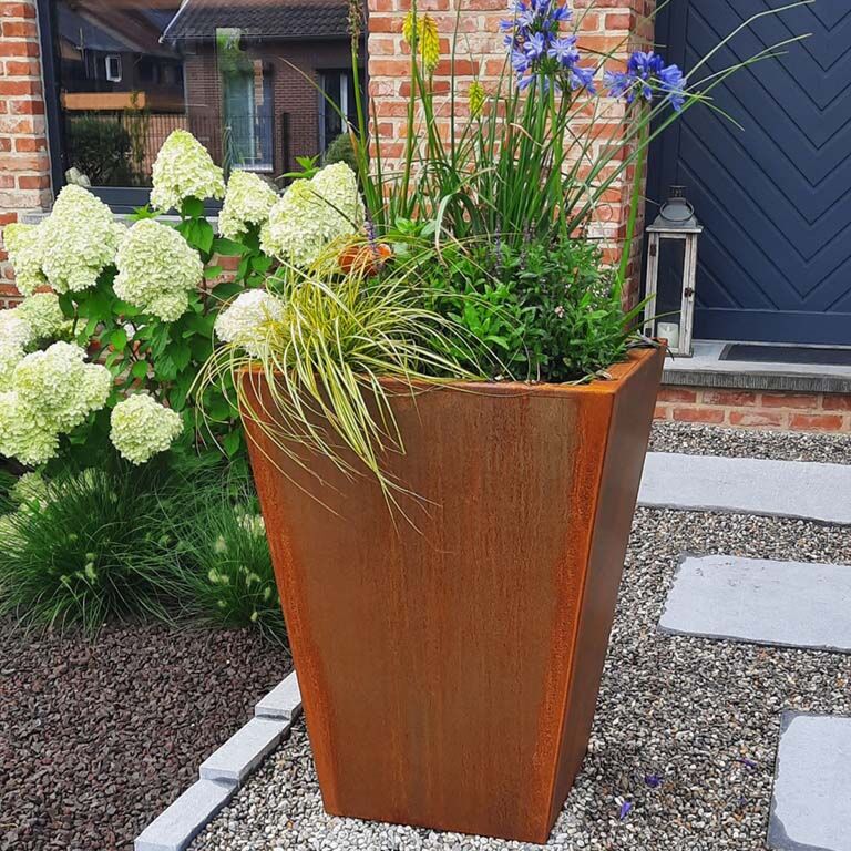 Jardiniere sudată din oțel corten Con 80 x 80 x 100 cm