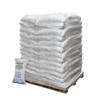 Încălzitoare pe peleți pentru terasă - Palet cu pelete din lemn