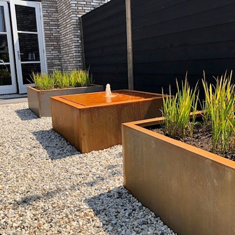 Fântână din oțel corten 100 x 100 x 40 cm