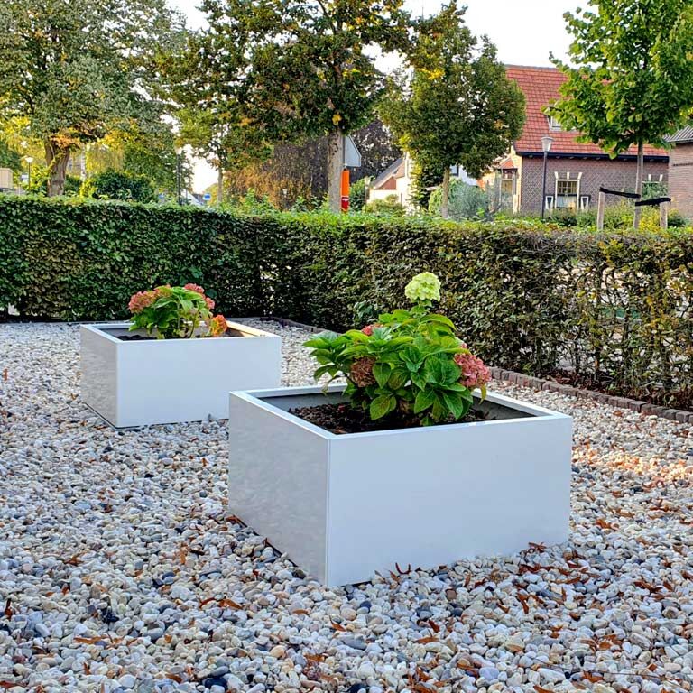 Jardinieră din oțel acoperit cu pulbere Miami 80 x 80 cm