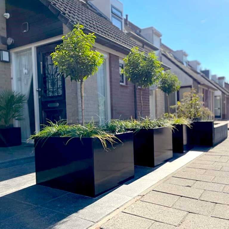 Jardinieră din oțel acoperit cu pulbere Miami 80 x 80 cm