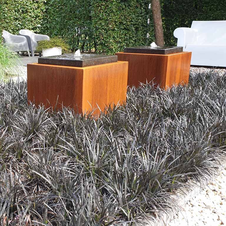 Element decorativ cu apă din oțel corten 50 x 50 x 40 cm